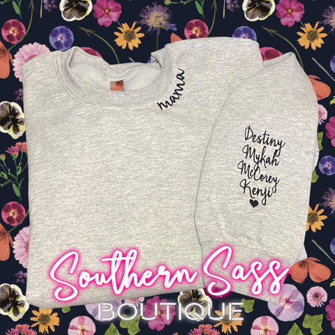 MAMA EMBROIDERED SWEATSHIRT WITH NAMES ON SLEEVE