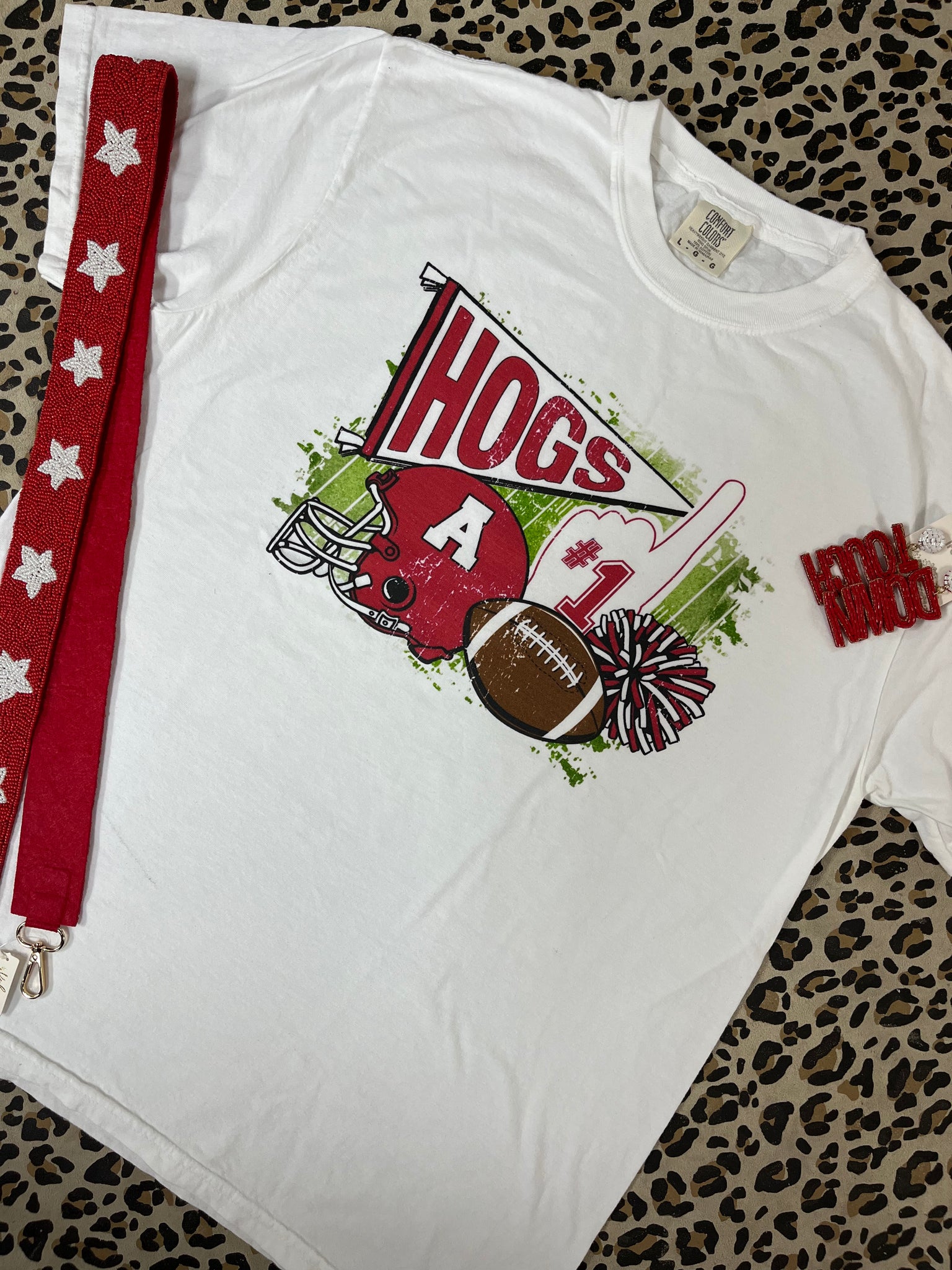 HOGS ARE #1 COLLAGE TEE