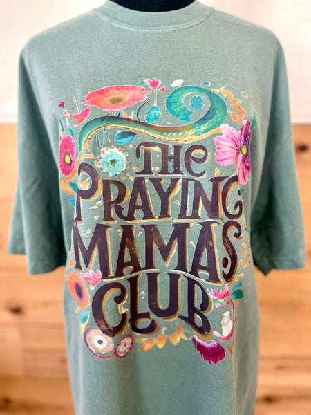 THE PRAYING MAMAS CLUB GRAPHIC TEE