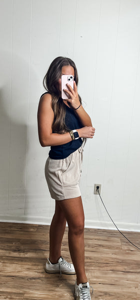 RIBBED SHORTS WITH POCKETS