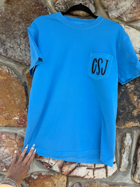 MONOGRAM COMFORT COLOR POCKET TEE WITH COLORFUL ARKANSAS BACK