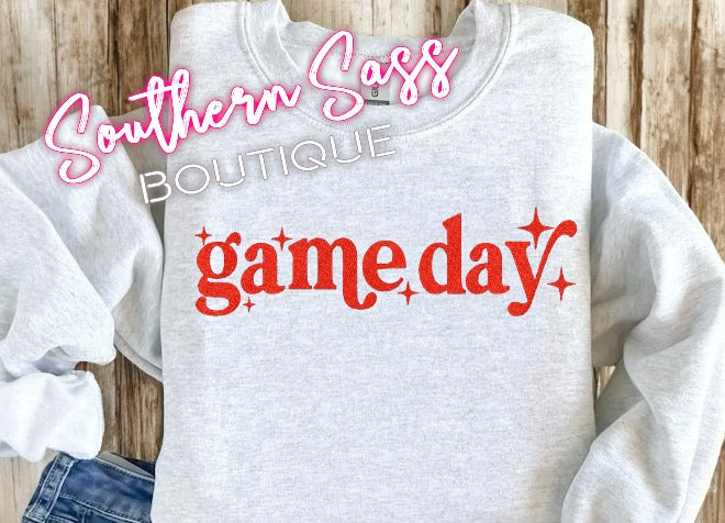 GAME DAY VINTAGE EMBROIDERED SWEATSHIRT