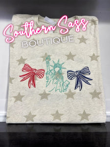 STATUE OF LIBERTY WITH BOWS EMBROIDERED STARS TSHIRT