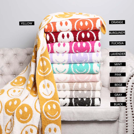 SMILEY PATTERN BLANKET