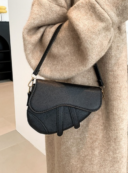 TRENDY MINI SADDLE BAG DREAMERS PURSE