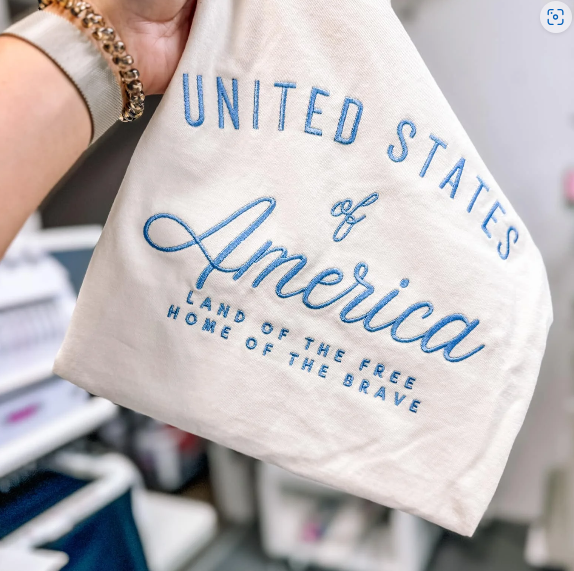 UNITED STATES OF AMERICA EMBROIDERED TEE